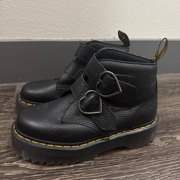 Devon Heart Leather Platform Doc Martens - Picture 2 of 4